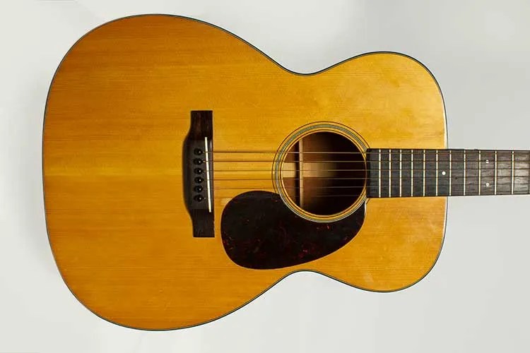 Great Acoustics: A Pristine 1943 Martin 000-18 with a Fascinating
